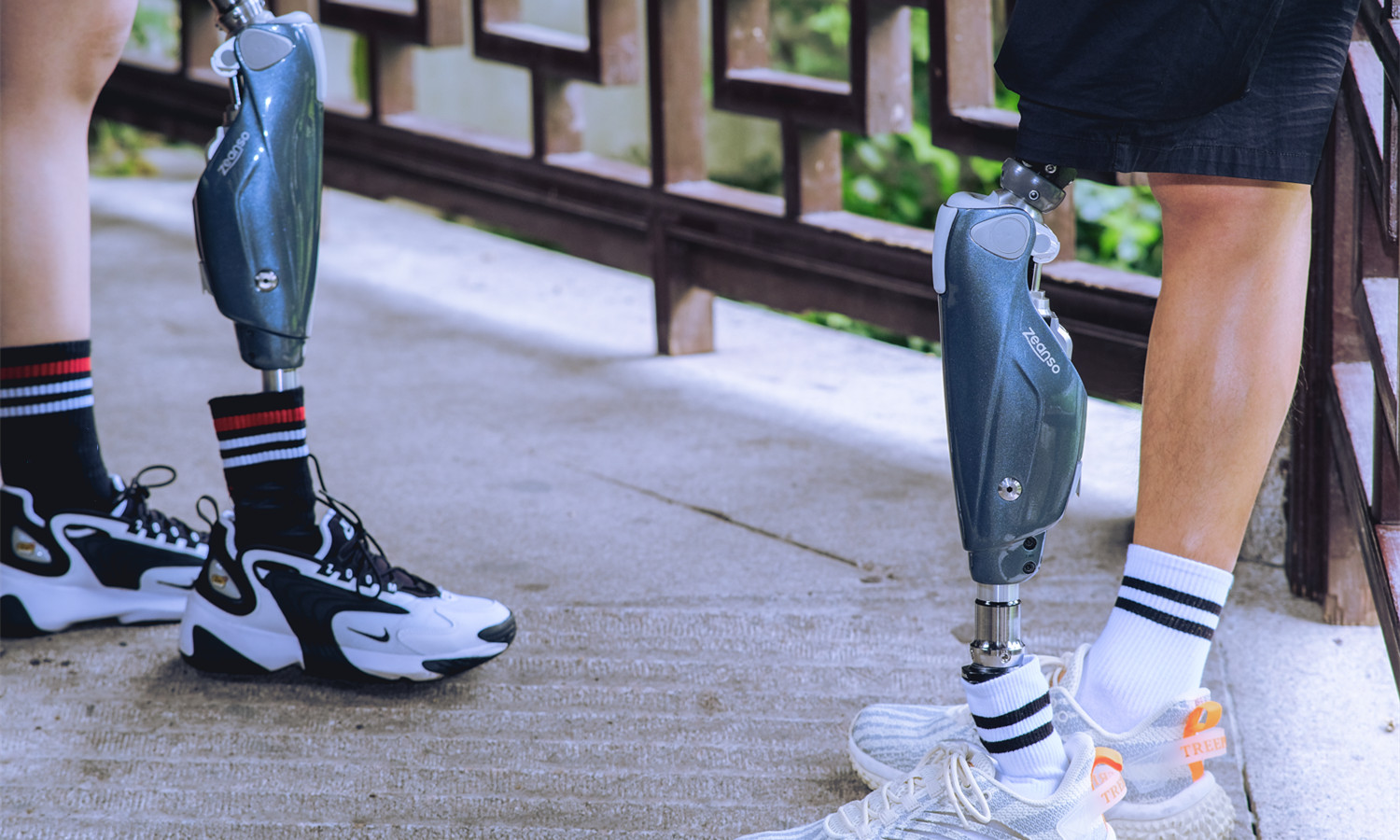 臻行科技智能膝關節假肢-臻行&middot;吉光