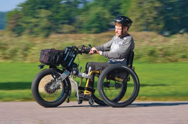 動力輔助輪椅設備-