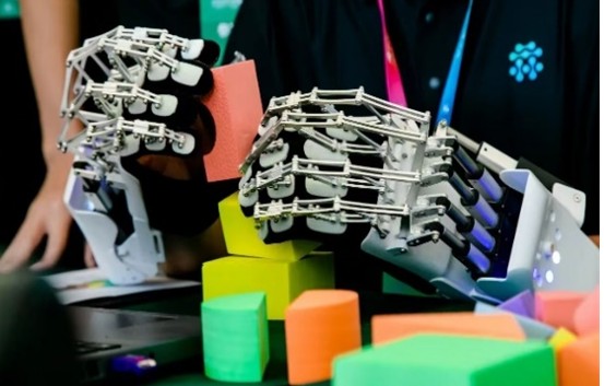 腦控協同康復機械手